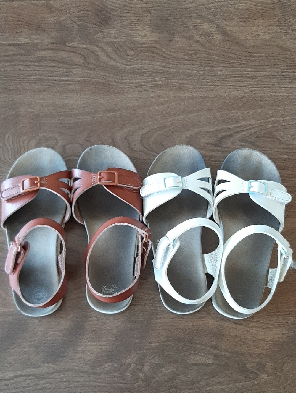 Wonder Nation Kids Adjustable Buckle Sandals in Brown and White Size 12